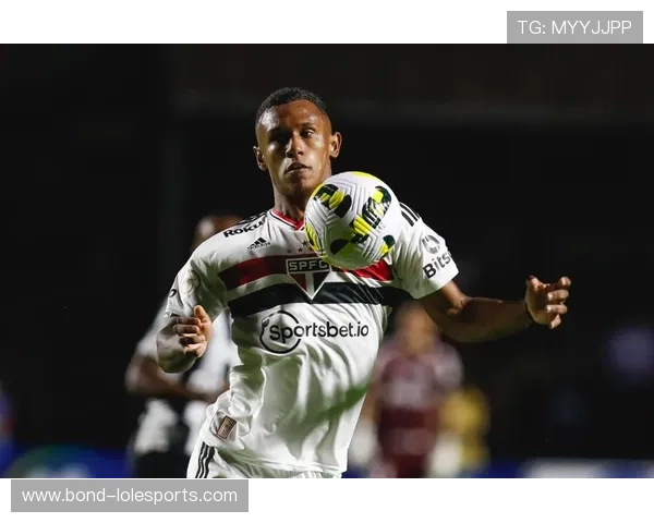 鲁伊科斯塔：从葡萄牙天才到足坛传奇的精彩人生与职业历程